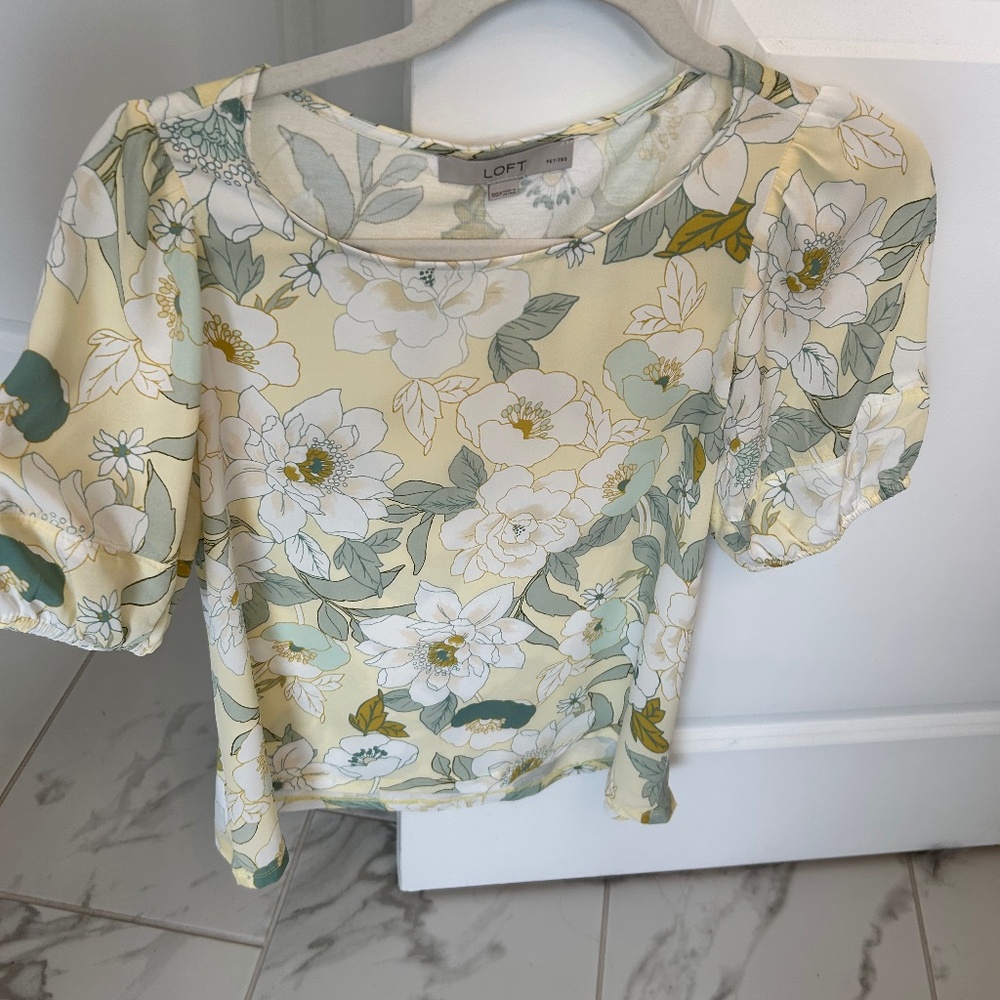 Mixed media flowy top